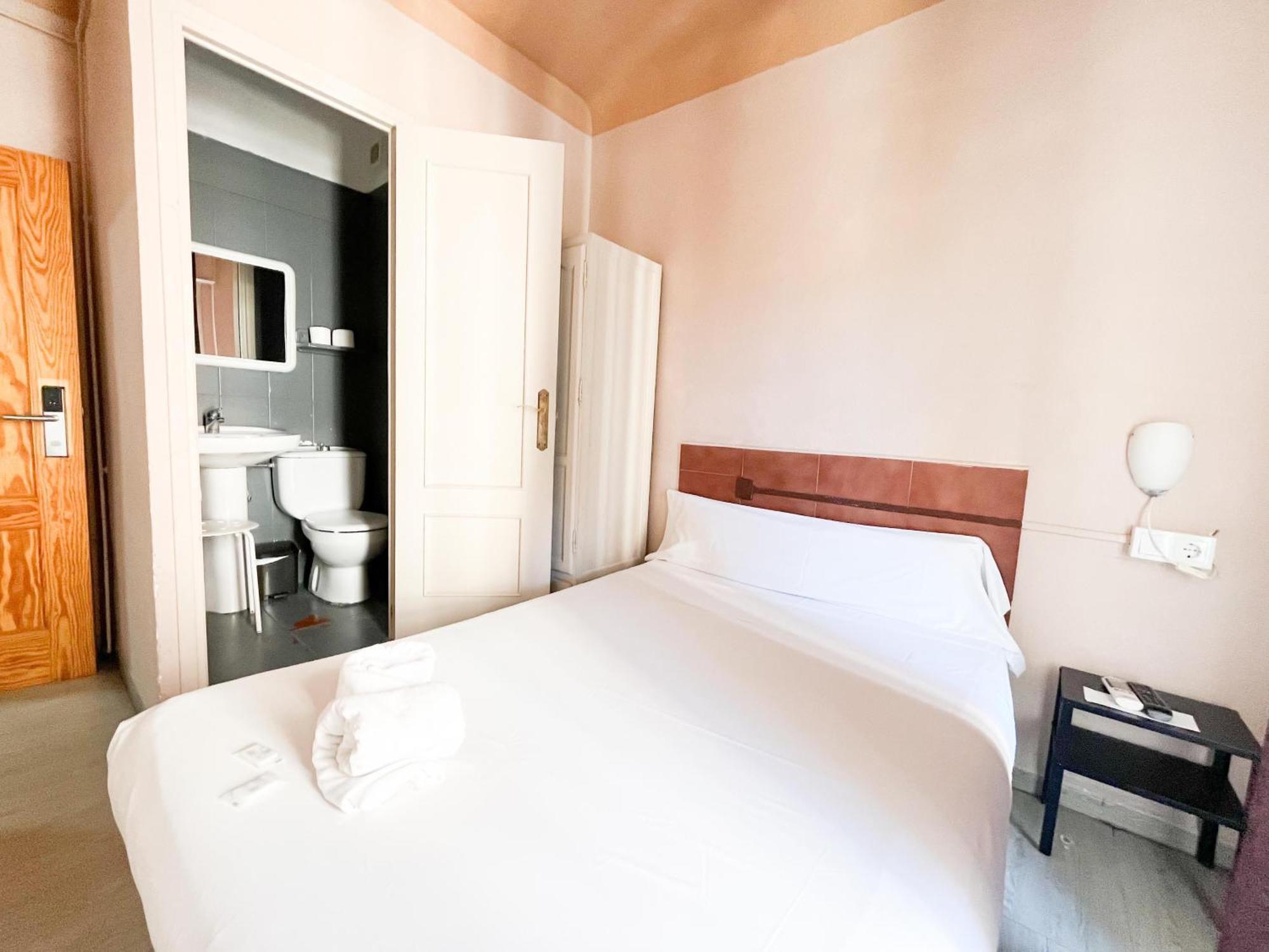 Latic Rooms Аликанте Экстерьер фото