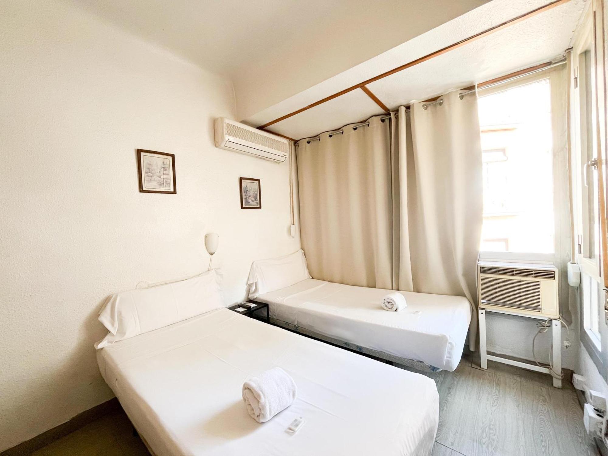 Latic Rooms Аликанте Экстерьер фото
