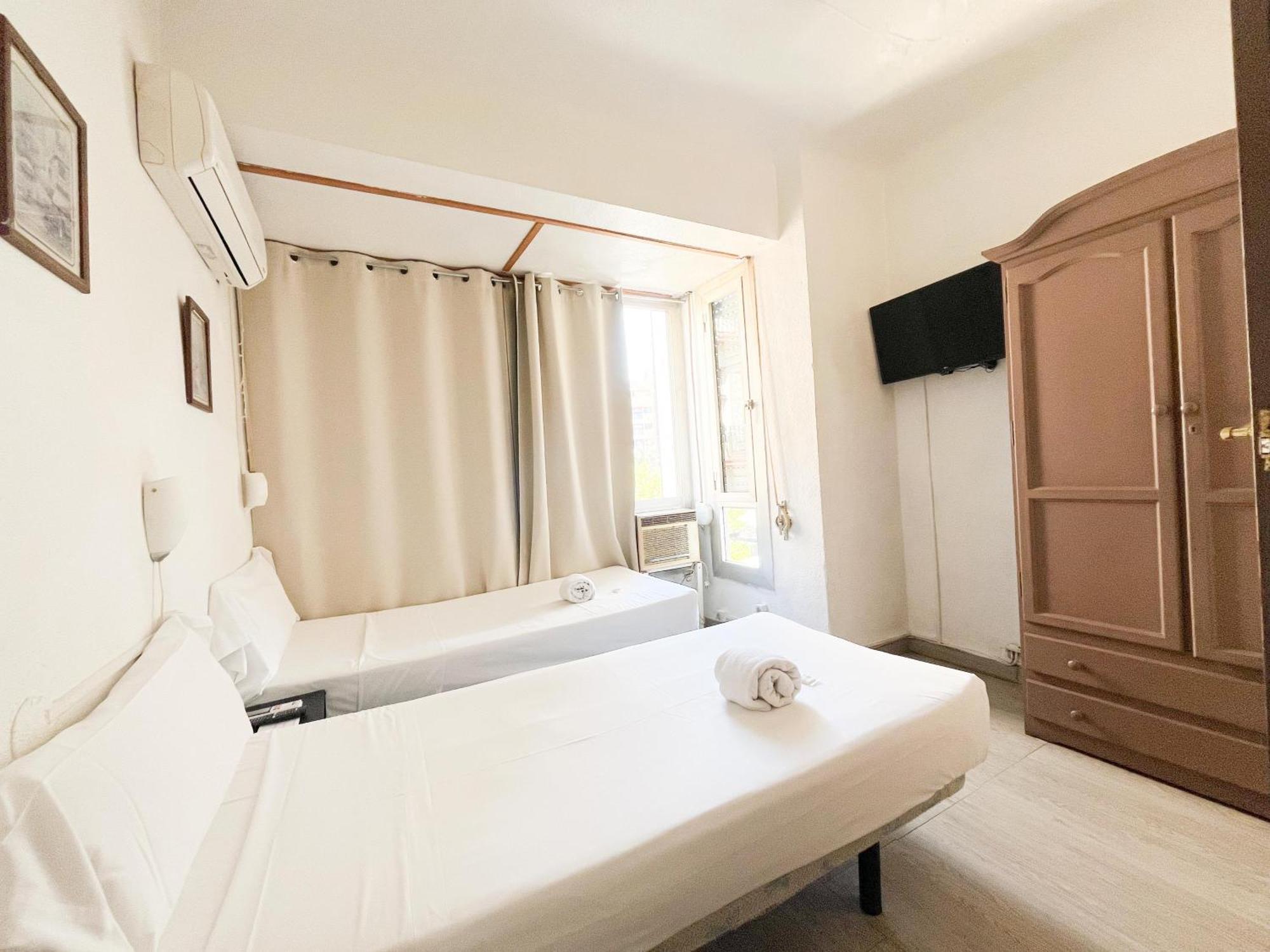 Latic Rooms Аликанте Экстерьер фото